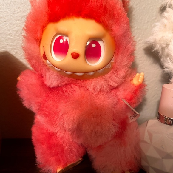 Pink Labubu - Picture 1 of 3